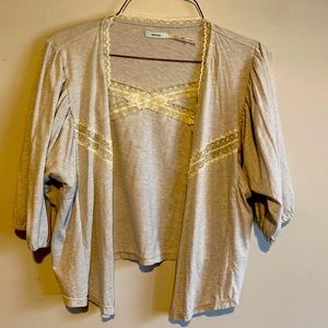 Kimchi Blue light weight coverup, shrug, sweater.  Size large like new